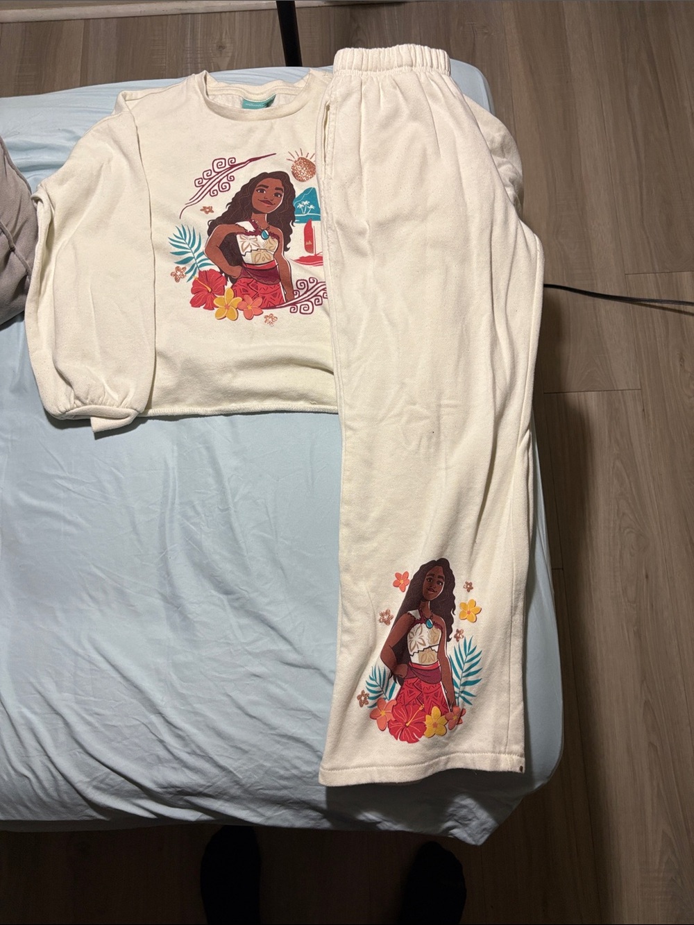 Disney Cream Moana Graphic Sweatshirt & Joggers Set